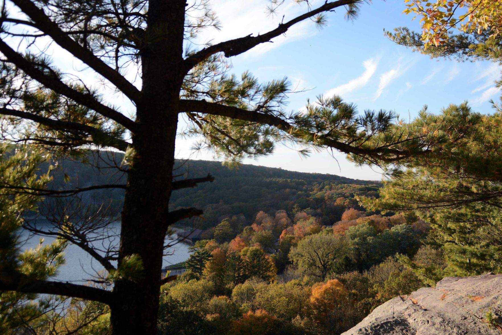 Devil's Lake shows autumn colors, Oct. 18